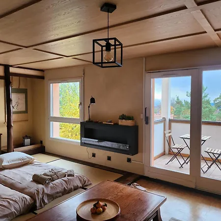 Le Pavillon De The *